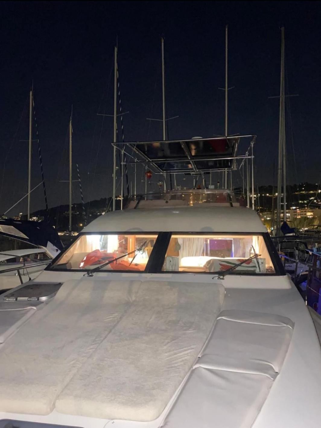 Botel Golfe-juan Yacht *