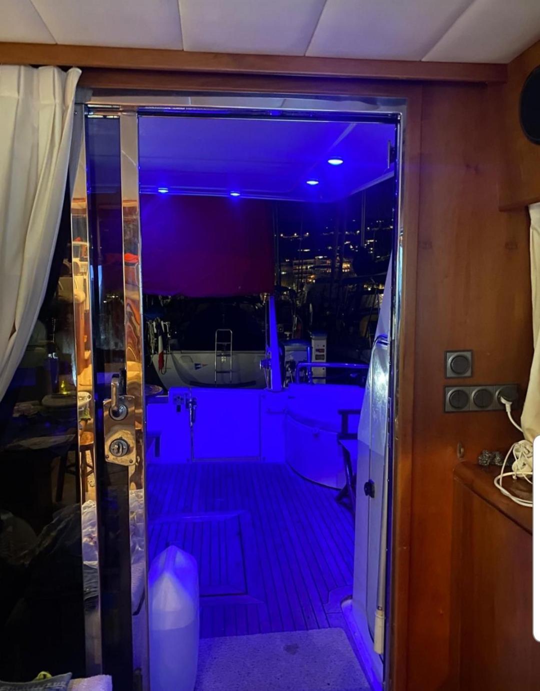 Golfe-juan Yacht *